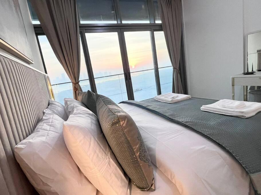 Seaview * Abu Dhabi