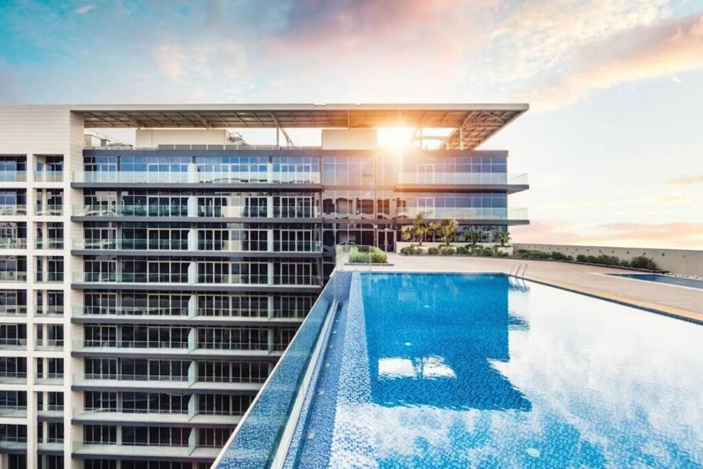 Seaview Apartment Abu Dhabi